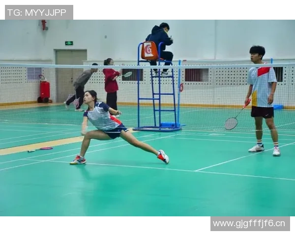 邛崃女孩勇夺羽毛球全国赛事奖项展现青春风采与拼搏精神